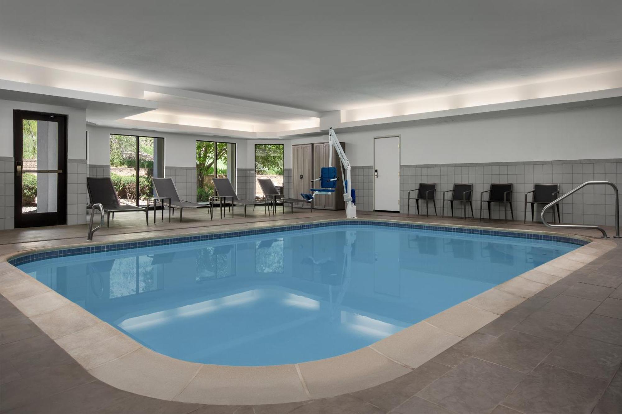 Courtyard By Marriott South 3*